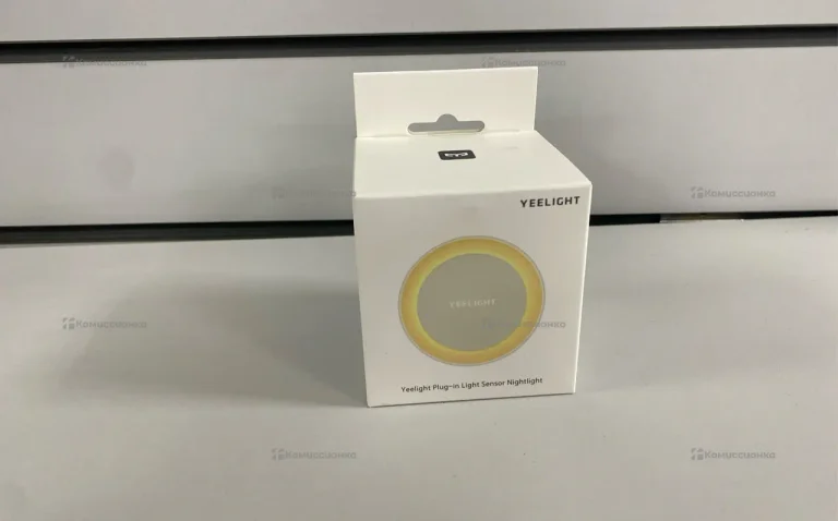 Ночник Xiaomi Mijia Plug-in Night Light (MJYD04YL)  белый