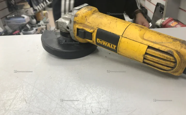 УШМ (болгарка) DeWalt DWE4115-KS