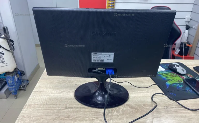 Монитор Samsung ls22c300