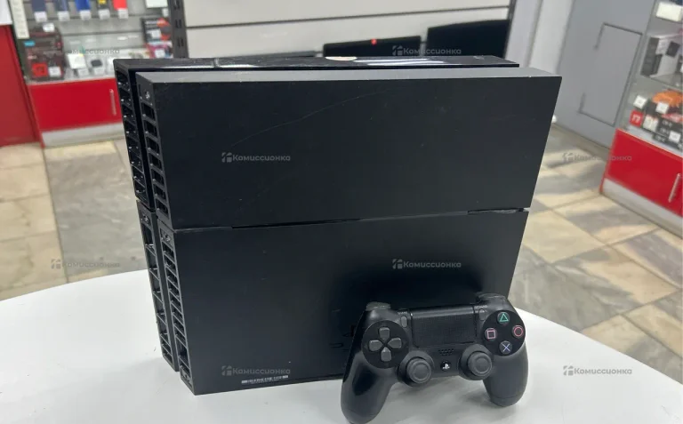 Приставка Sony PlayStation 4 Fat 500Gb