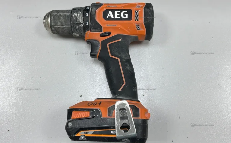 Шуруповерт AEG BS18G4-202C