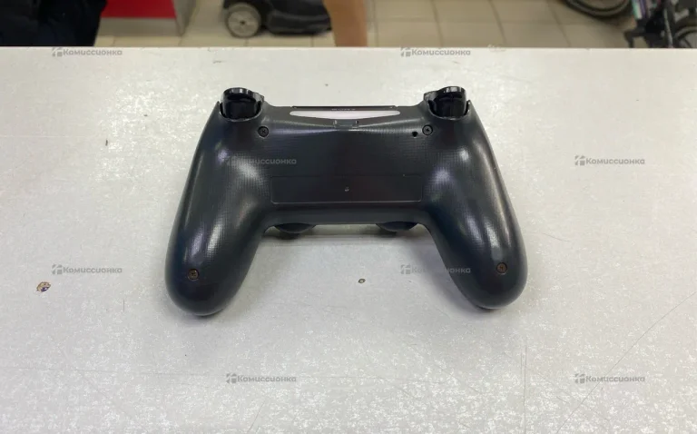 Джойстик PS4