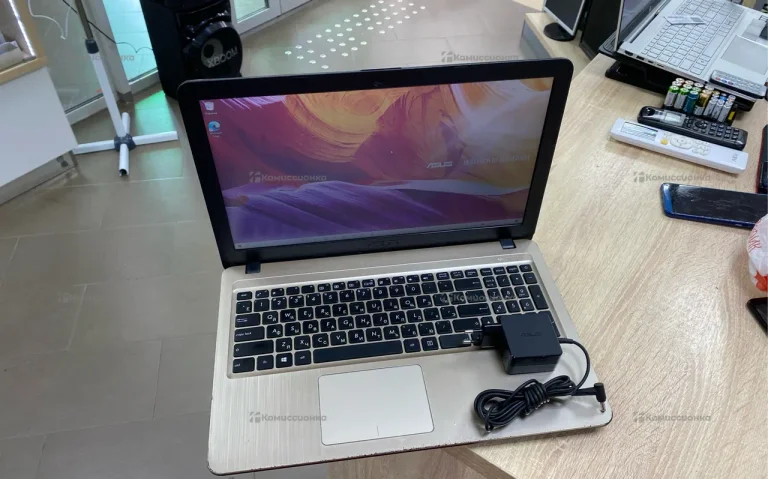 Ноутбук Asus A540B