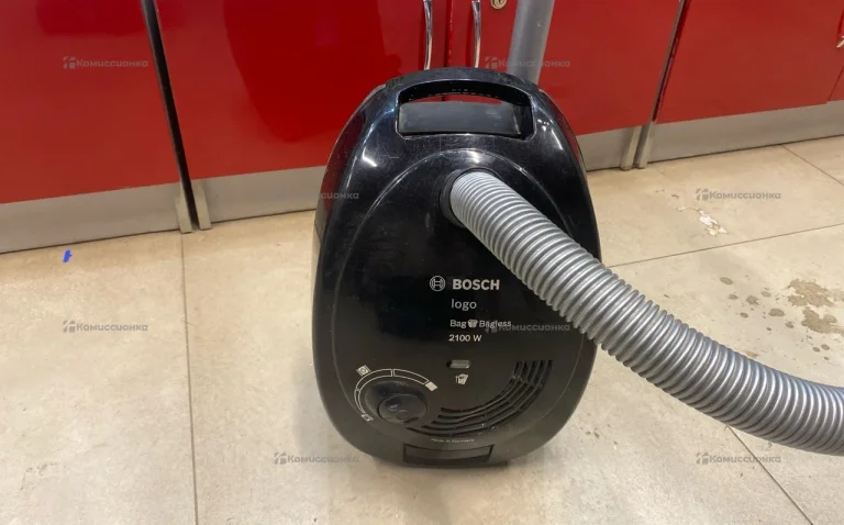Пылесос  Bosch Logo 2100W