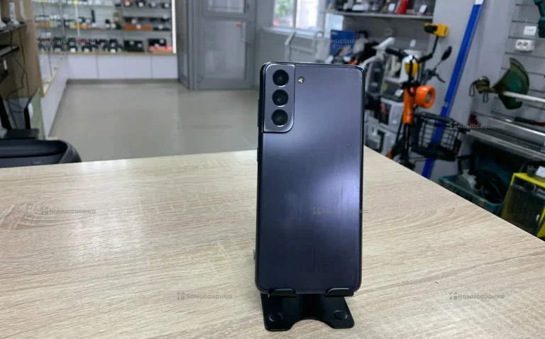 Samsung Galaxy S21 5G 6/128 ГБ