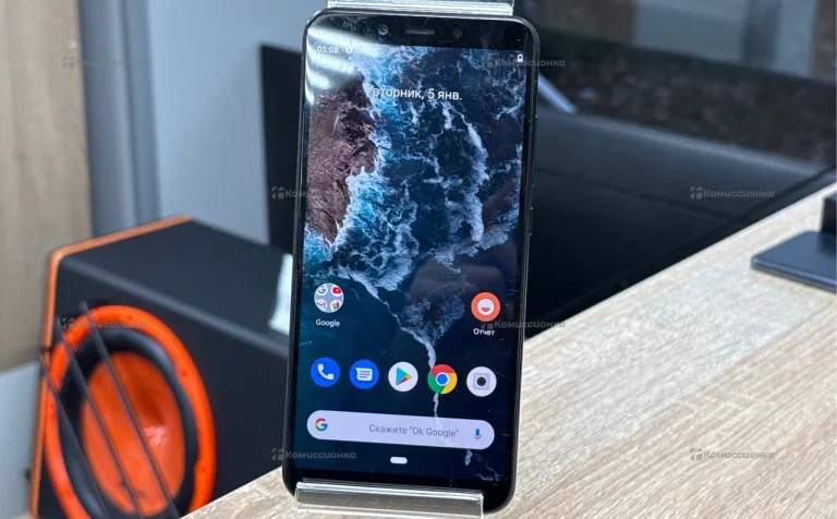 Xiaomi Mi A2 (Mi 6X) 4/64 ГБ