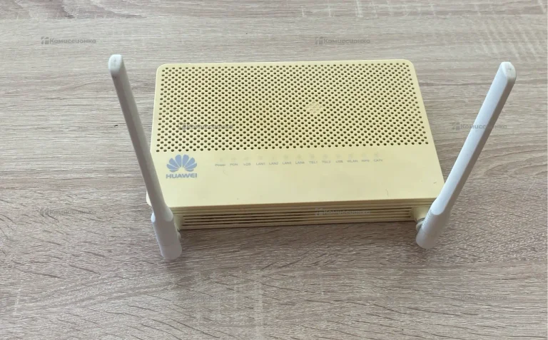 Роутер Huawei HG8247H5