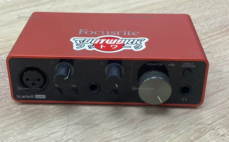 Звуковая карта Focusrite Scarlett Solo