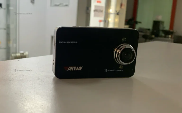 Видеокамера Artway av-110