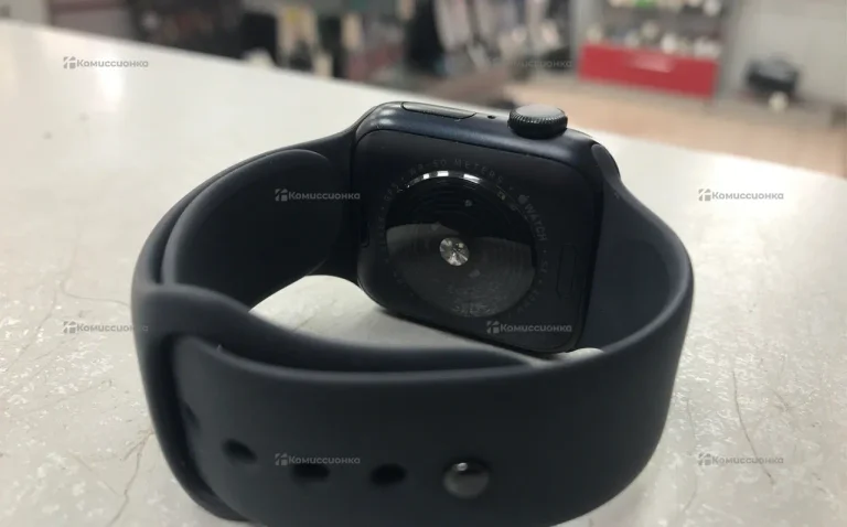 Часы  Apple Watch SE 2
