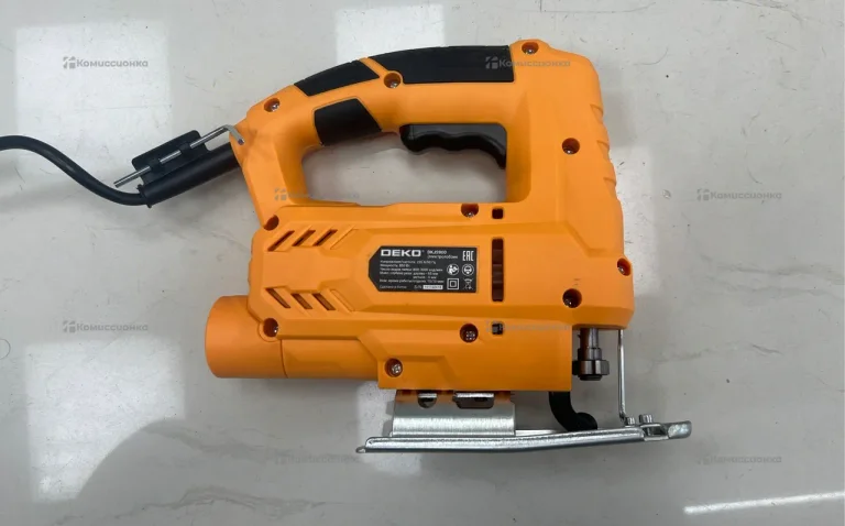 Лобзик DEKO DKJS900E