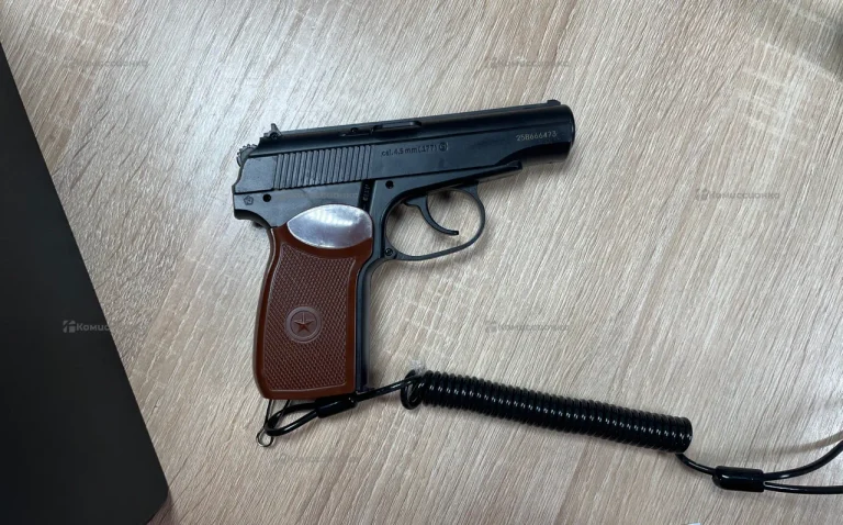 Пневматический пистолет PM-X 4,5 mm