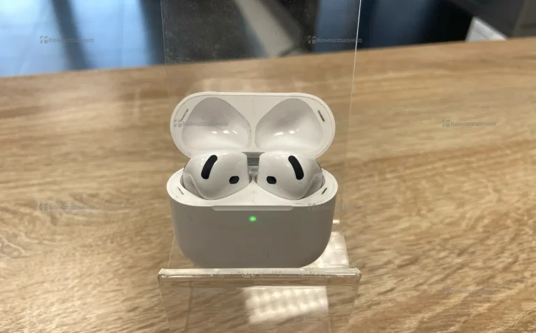 AirPods 4 без