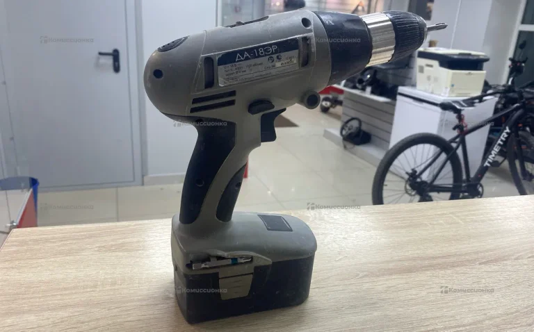 Эксцентриковая шлифовальная машина ЗУБР ЗОШМ-450-1