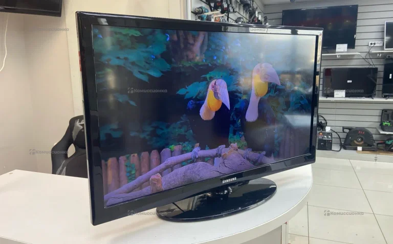 Телевизор Samsung UE26D4003BW