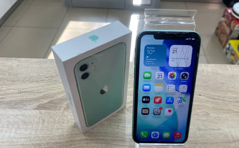 Apple iPhone 11 4/128 ГБ