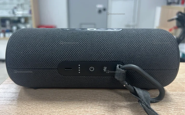 Умная портативная колонка Яндекс Станция Стрит