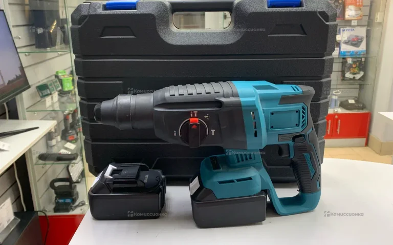 Перфоратор аккумуляторный Makita реплика