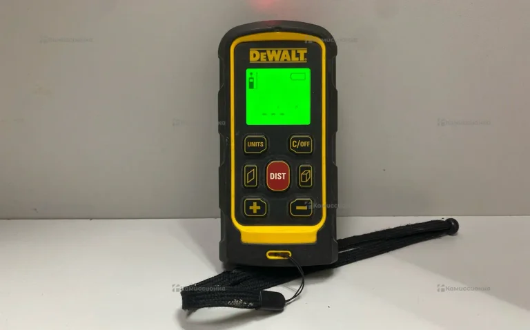 Лазерный уровень DeWalt dw040