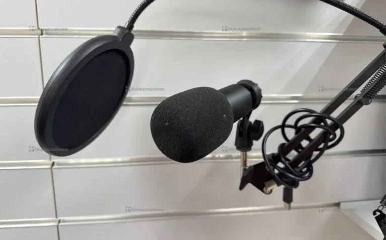 Микрофон с пантографом