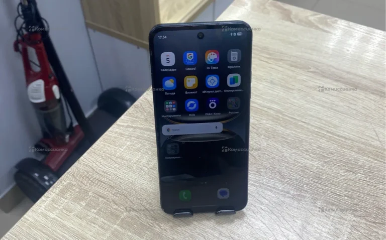 Tecno Spark Go 2 3/64 ГБ