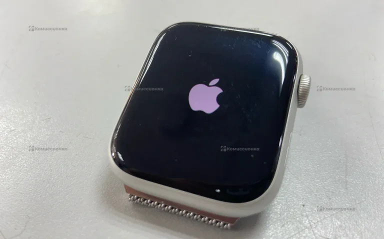 Часы Apple Watch Series 8 45mm