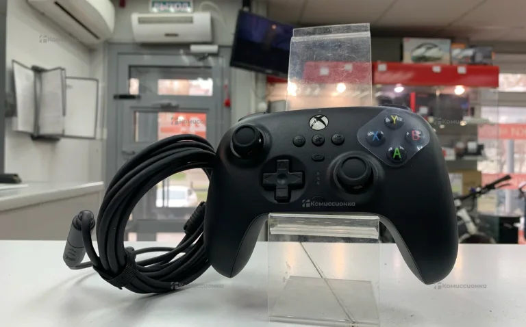 Джойстик 8bitdo проводной
