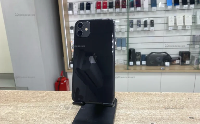 Apple iPhone 11 4/128 ГБ