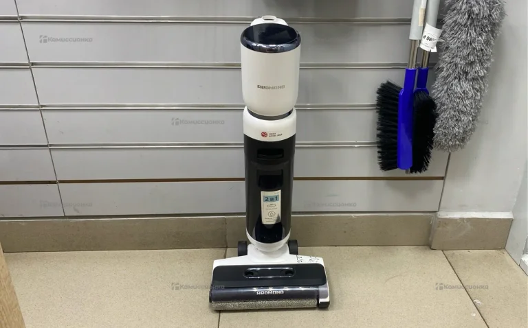 Пылесос  Redmond VH1312