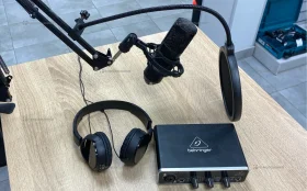 Купить Звуковая карта behrinqer u phoria umc22 + наушник б/у , в Челябинск Цена:4500рублей