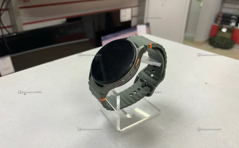 Часы  Samsung Galaxy watch 7 44mm