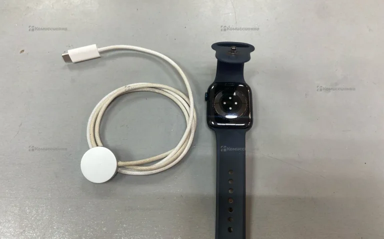 Часы  Apple Watch 9 45mm