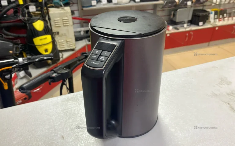 Чайник Midea MK 9093,