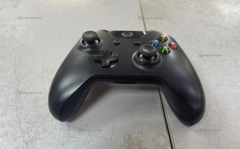 Геймпад Microsoft Xbox One Wireless Controller (Mo