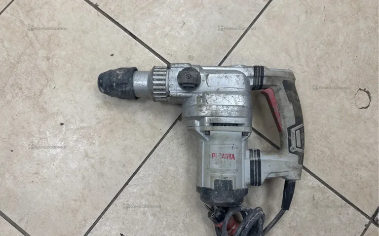 Перфоратор Ресанта П-40-1600КМ