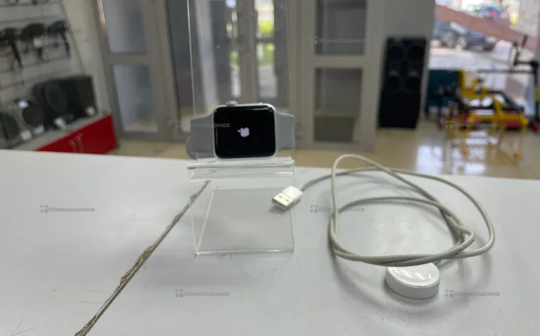 Часы  Apple Watch 3 38mm