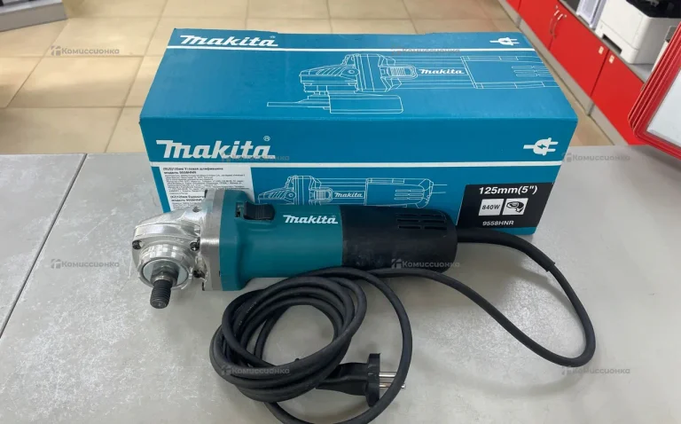 Угловая шлифмашина Makita 9558HNR