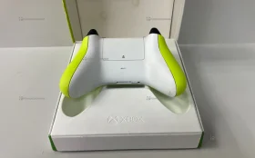 Купить Геймпад беспроводной Xbox 1914 б/у , в Екатеринбург Цена:2990рублей