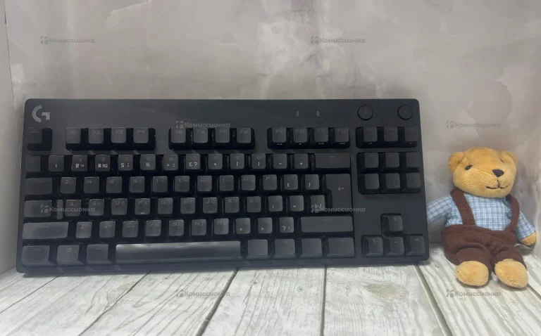Клавиатура Logitech G pro