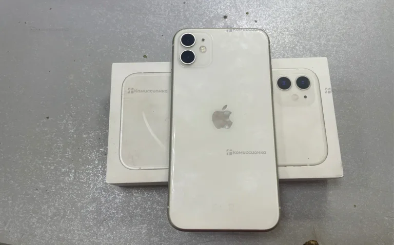 Apple iPhone 11 4/64 ГБ