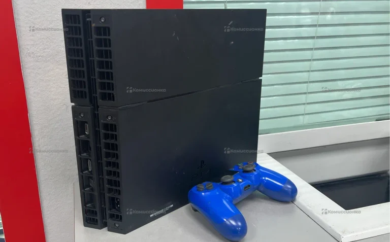Приставка Sony PS4 500GB.