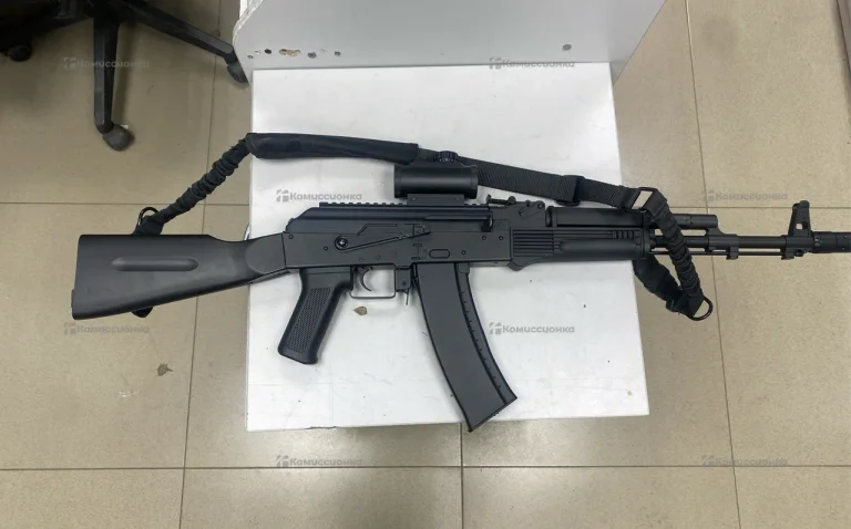 Страйкбольный автомат AK74