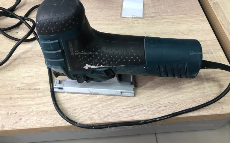 Лобзик Bosch GST 150 CE