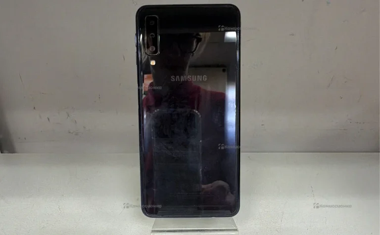 Samsung Galaxy A7 (2018) 4/64 ГБ