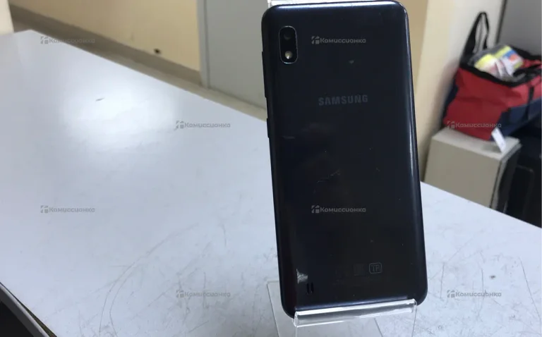 Samsung Galaxy A10 3/32 ГБ