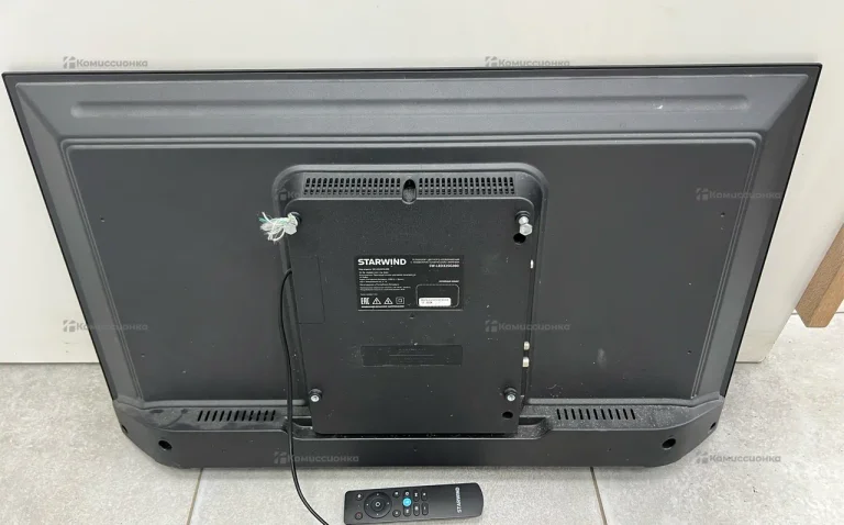 Телевизор Starwind 32SG300