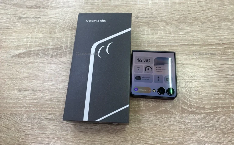 Samsung Galaxy Z Flip7 12/512 ГБ