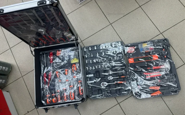 Набор инструментов 200+ предметов в кейсе